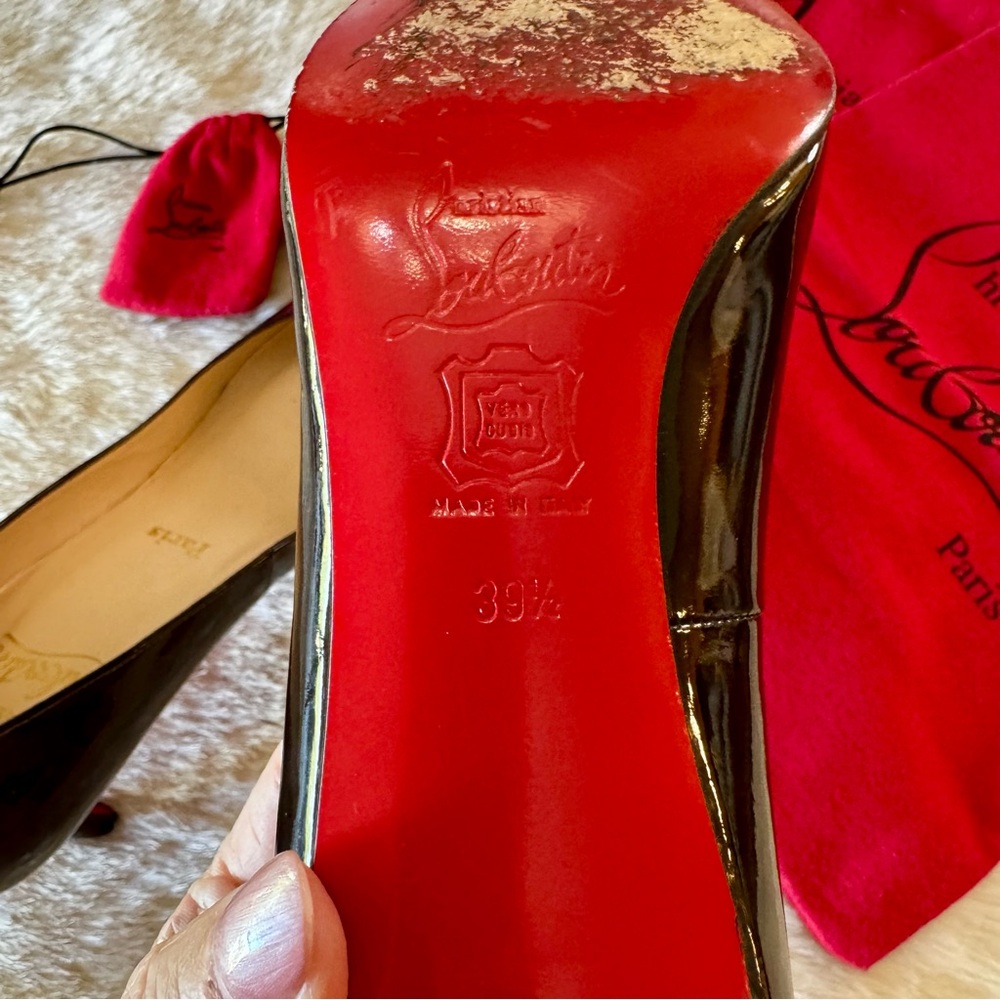 Christian Louboutin black patent round toe pumps 39.5 - Picture 11 of 15